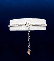 مجموعة أنيقة على شكل قلب 🌟🤍 | مع صندوق إضاءة فاخر 💖